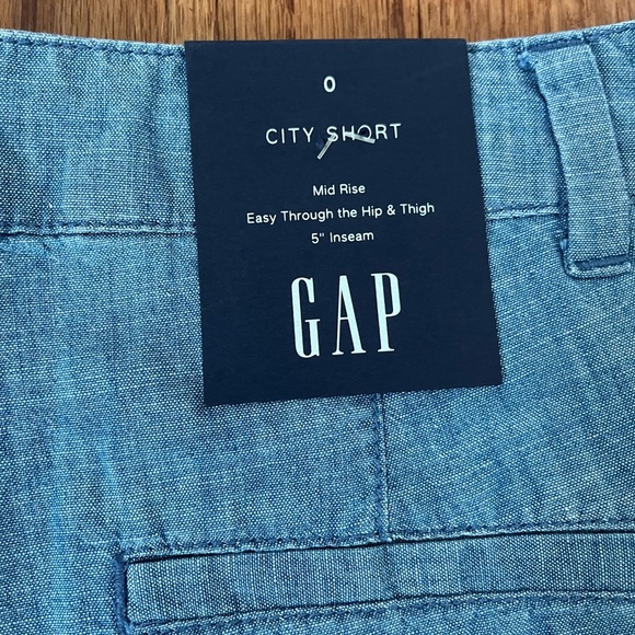 Gap size 0 NWT chambray city short - Picture 5 of 7